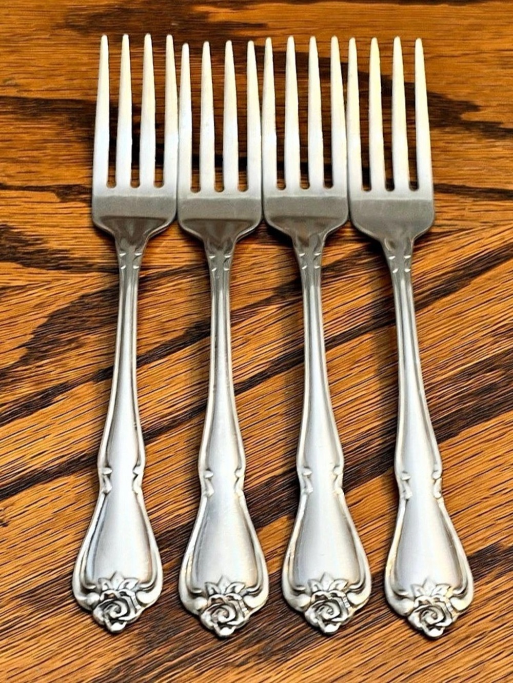 Oneida ARBOR Rose Stainless TRUE Rose 1881 Rogers 4 Dinner Forks Flatware 7 3/8